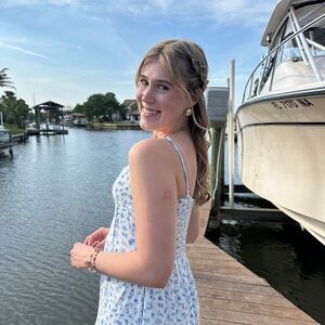 Meet your Posher, Anna